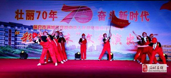 春运进行时 | 90后“铁路夫妻”:坚守是为更多人团圆!